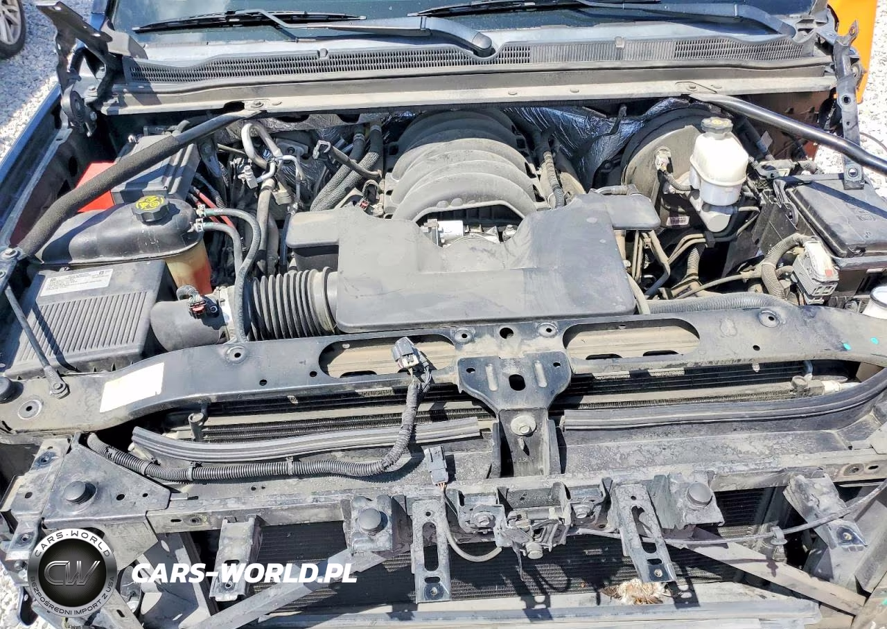 2018 Chevrolet Subrban VIN:1GNSKHKCXJR105982 - 11
