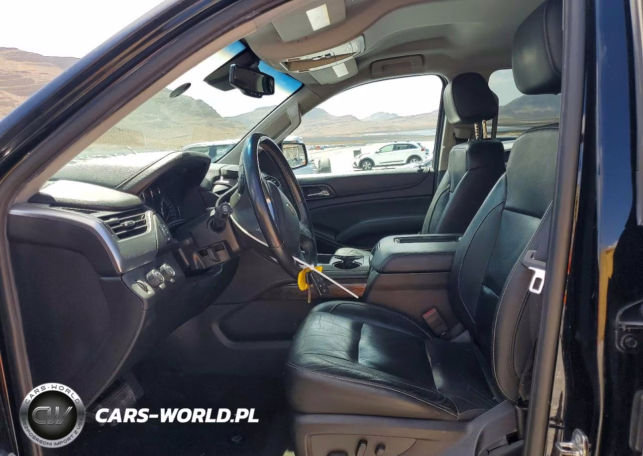 2018 Chevrolet Subrban VIN:1GNSKHKCXJR105982 - 7
