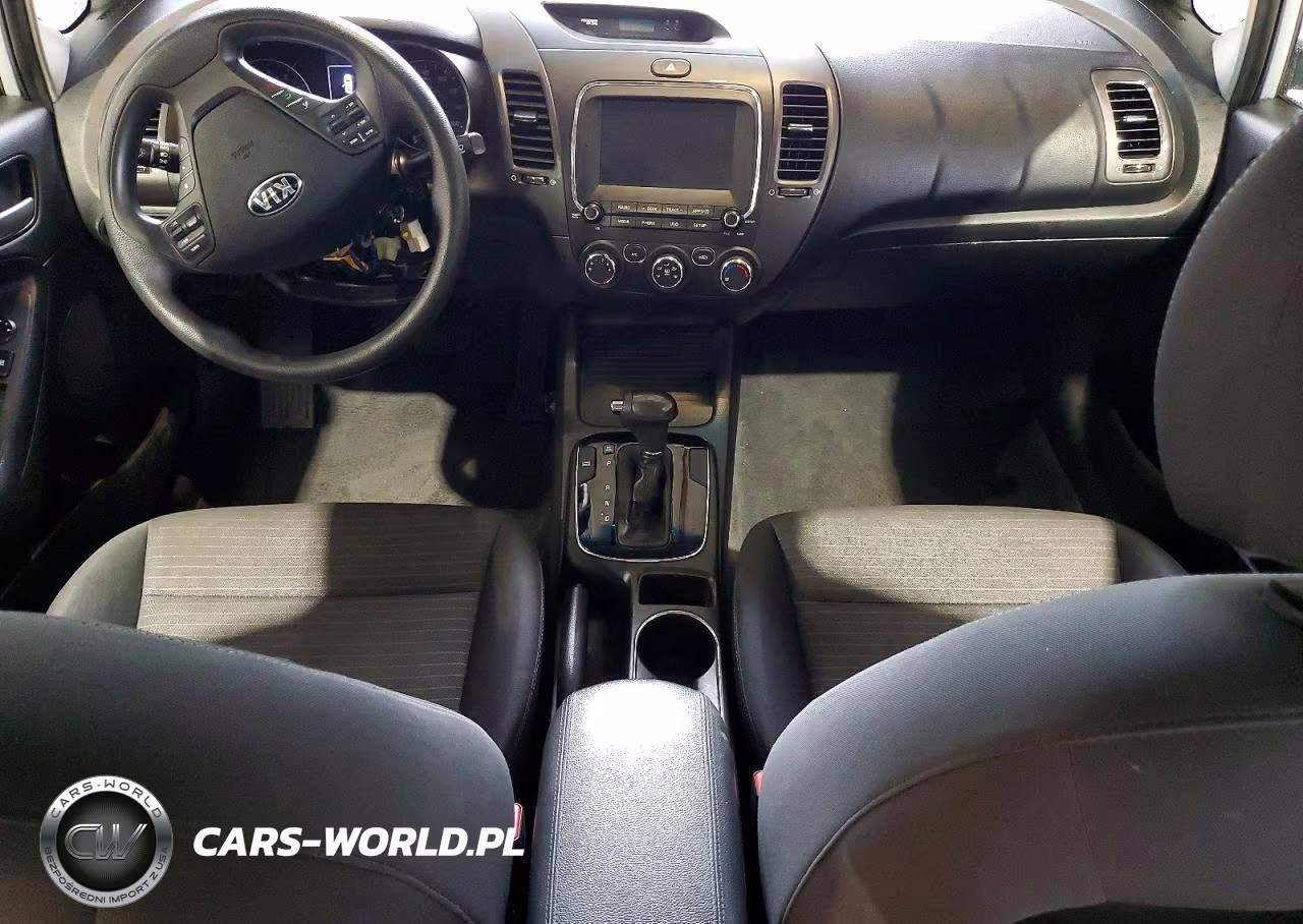 2018 Kia Forte Lx VIN:3KPFL4A73JE253486 - 8