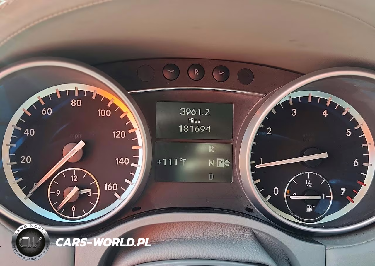 2010 Mercedes-Benz Gl 550 4Matic VIN:4JGBF8GE4AA597300 - 9