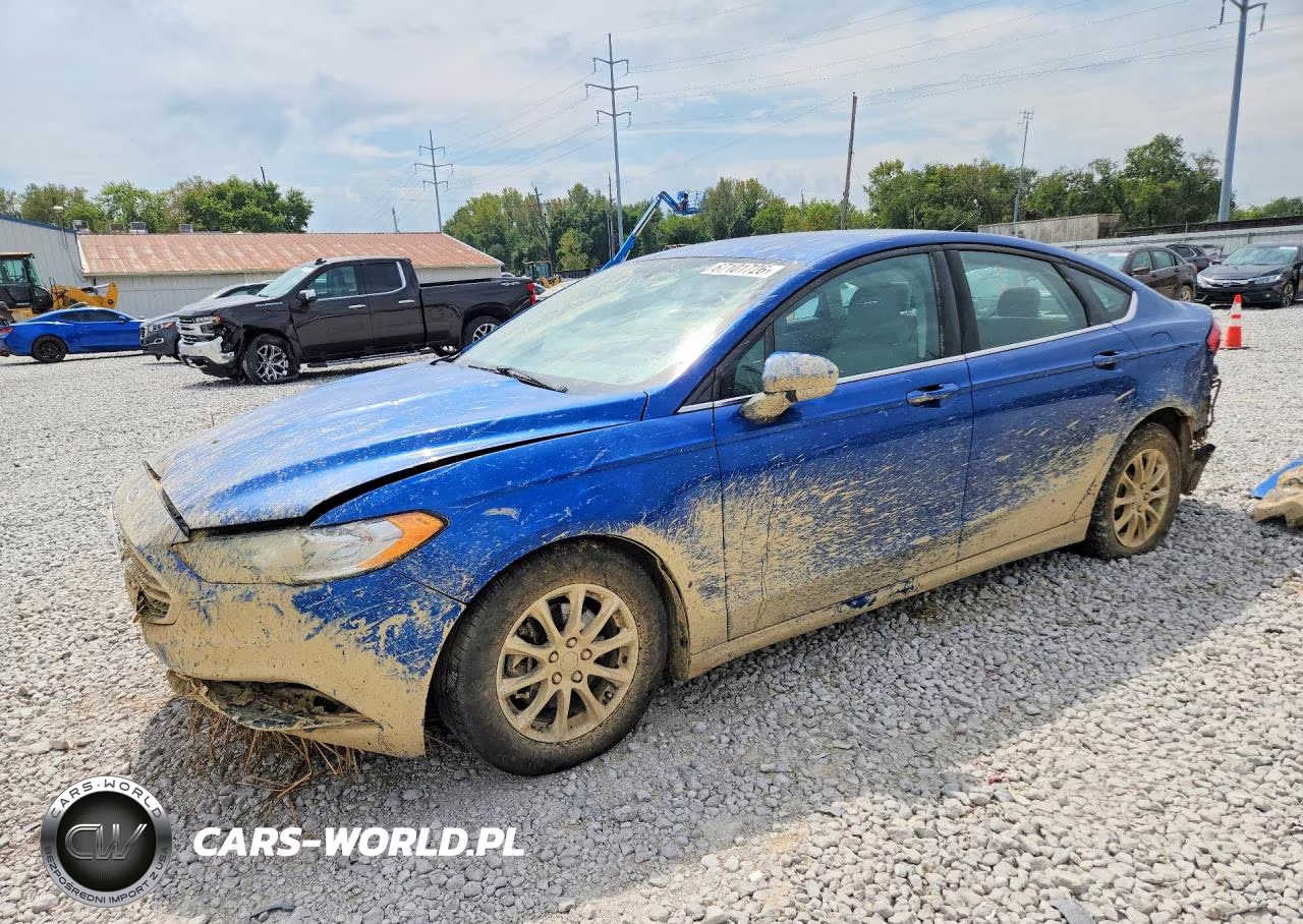 2017 Ford Fusion S VIN:3FA6P0G73HR213471 - 1