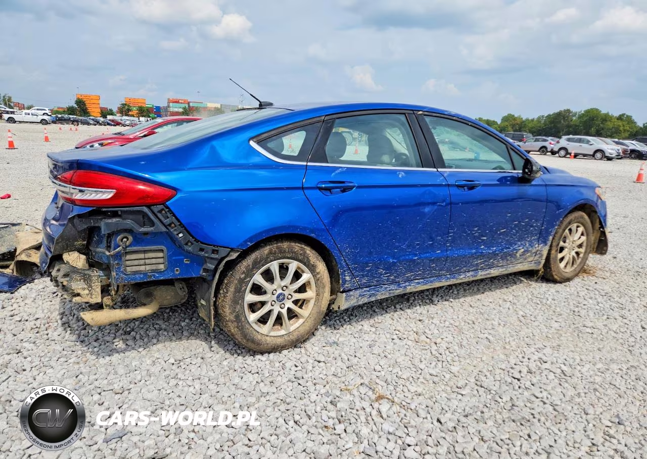 2017 Ford Fusion S VIN:3FA6P0G73HR213471 - 3