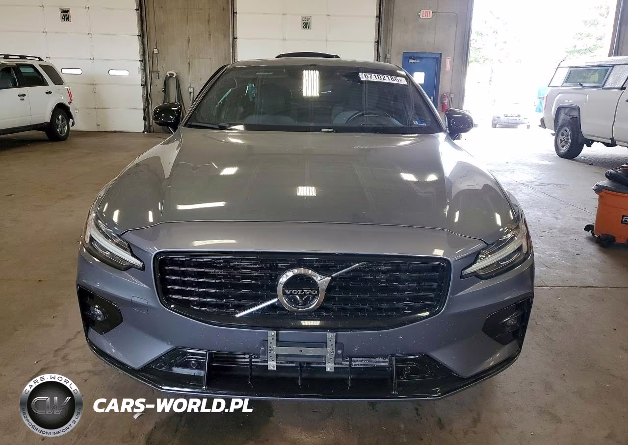 2021 Volvo S60 T5 R-Design VIN:7JR102FM0MG103959 - 5