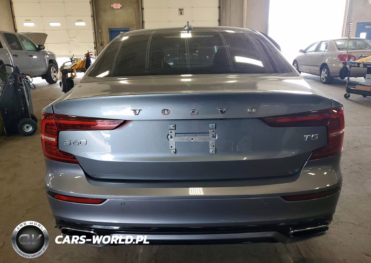 2021 Volvo S60 T5 R-Design VIN:7JR102FM0MG103959 - 6