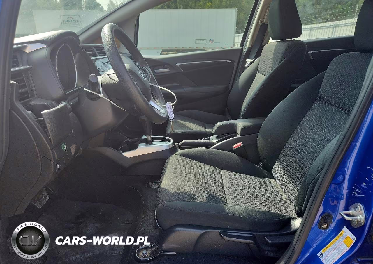 2020 Honda Fit Lx VIN:3HGGK5H42LM716897 - 7