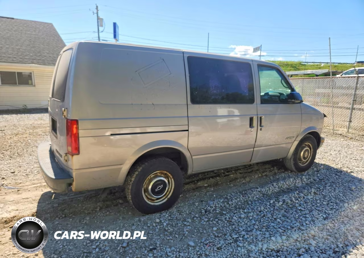 1999 Chevrolet Astro VIN:1GCDM19W4XB120126 - 3
