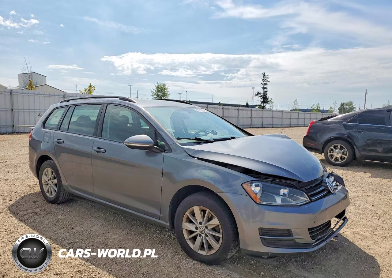 2017 Volkswagen Golf Sportwagen S VIN:3VWC17AU5HM541197 - 4