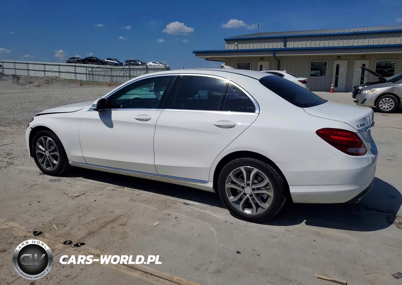 2015 Mercedes-Benz C 300 4Matic VIN:55SWF4KB6FU071310 - 2