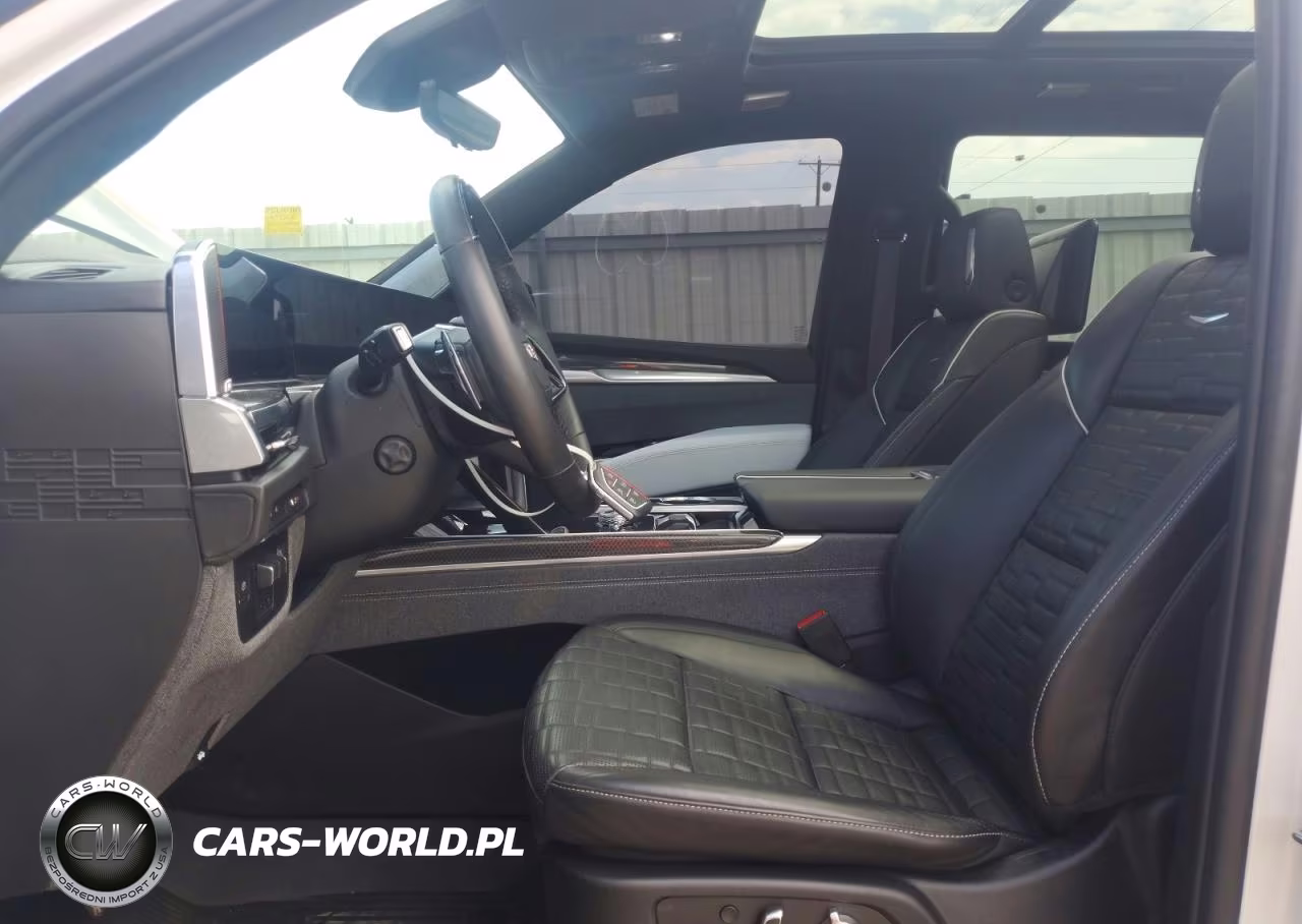 2025 Cadillac Escalade V VIN:1GYS9HR93SR158842 - 7