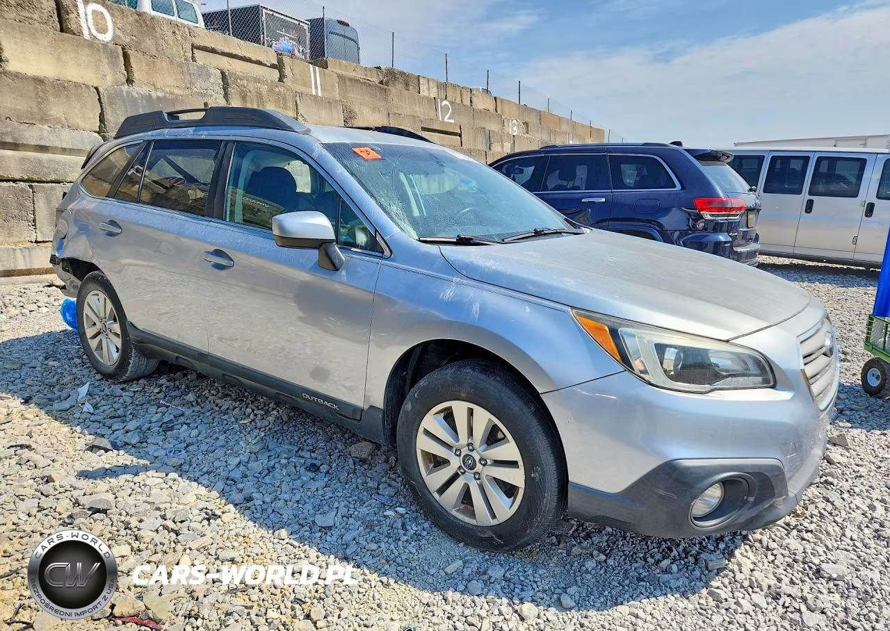 2015 Subaru Outback 2.5I Premium VIN:4S4BSACC0F3337754 - 4