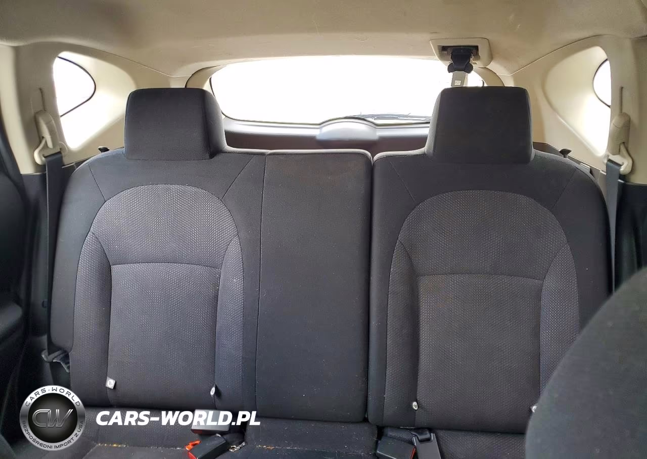 2012 Nissan Rogue S VIN:JN8AS5MV1CW385687 - 10