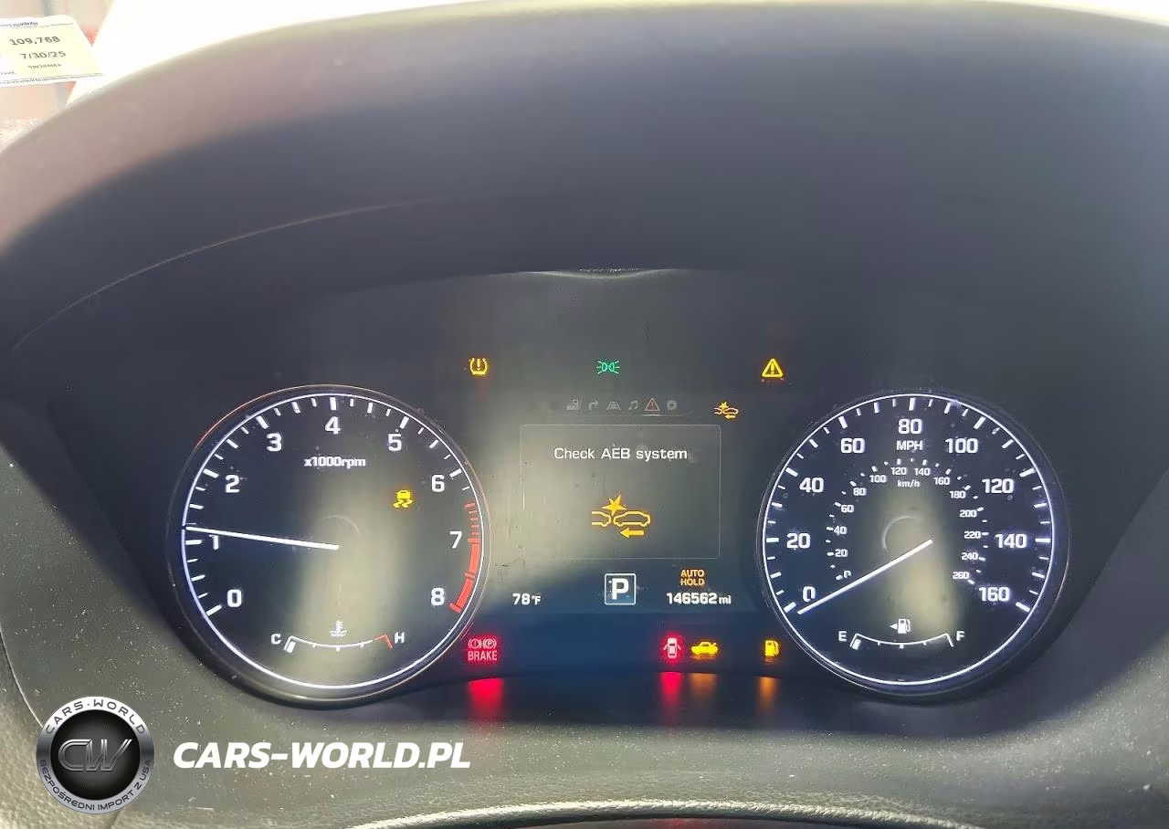 2015 Hyundai Genesis 3.8L VIN:KMHGN4JEXFU101237 - 9