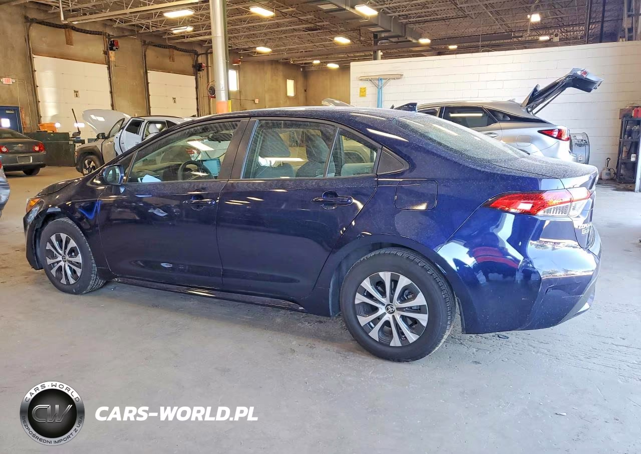 2022 Toyota Corolla Le VIN:JTDEAMDE7NJ039427 - 2