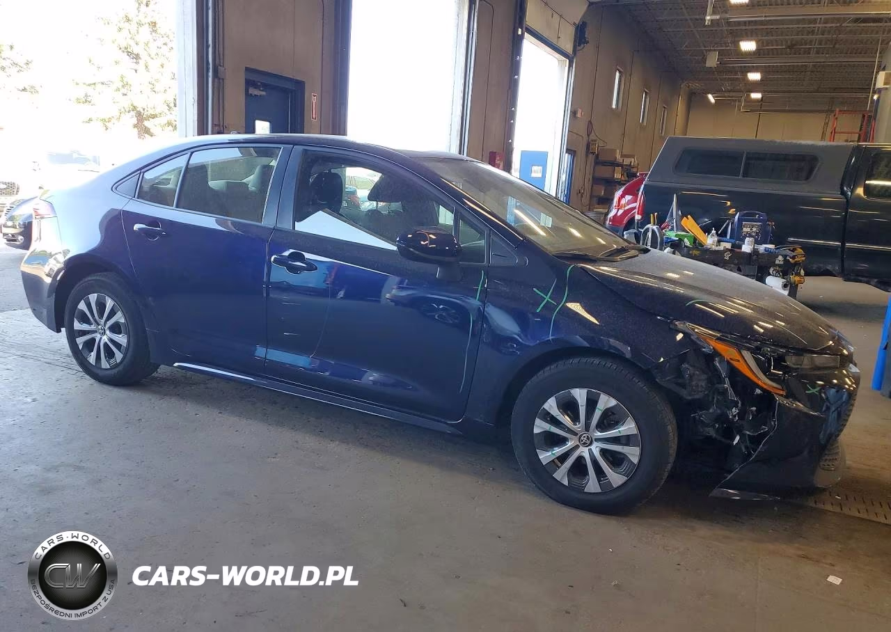 2022 Toyota Corolla Le VIN:JTDEAMDE7NJ039427 - 4