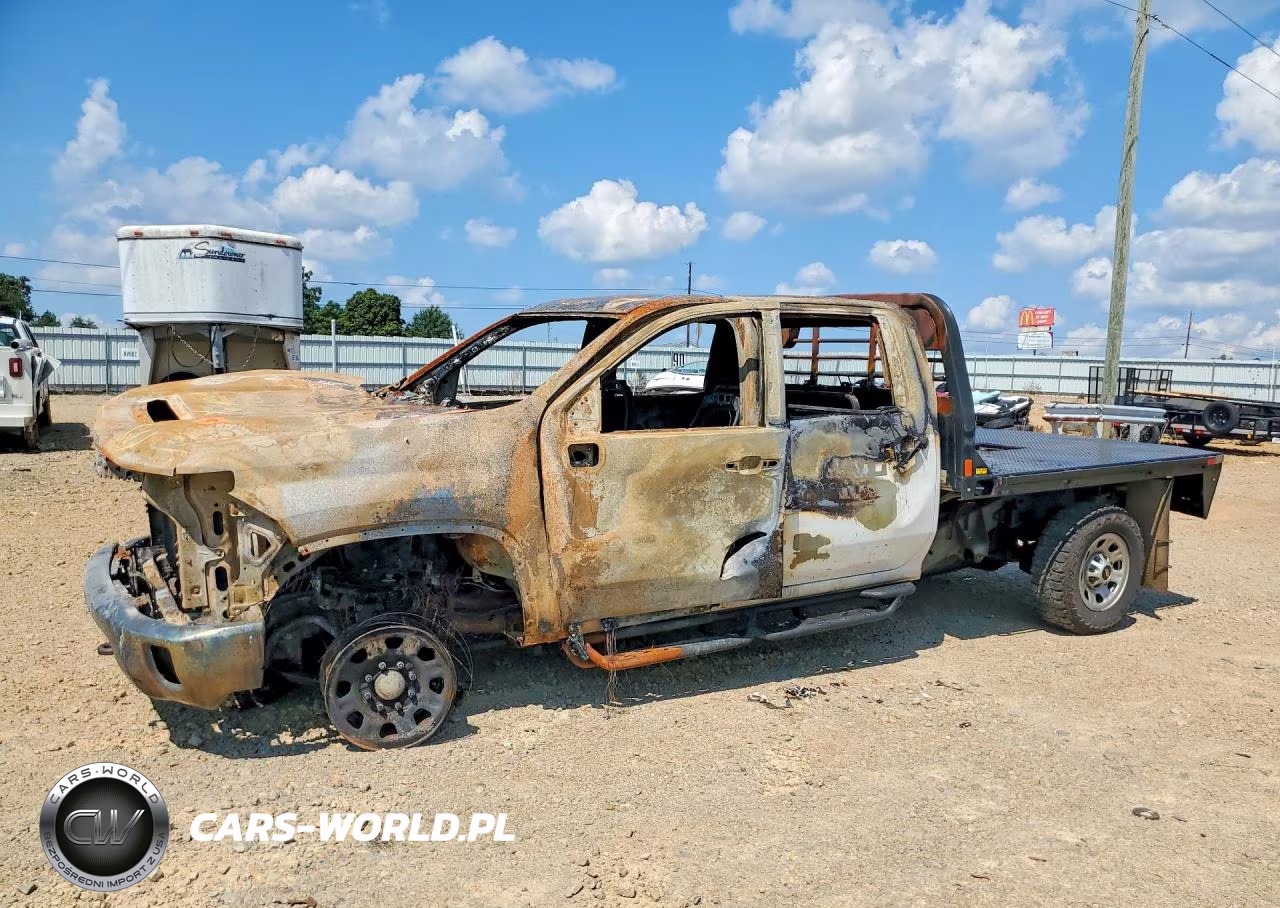 2024 Chevrolet Silverado K3500 VIN:1GB4YSE75RF152463 - 1