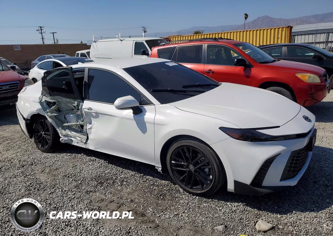 2026 Toyota Camry Se VIN:4T1DAACK7TU252452 - 4