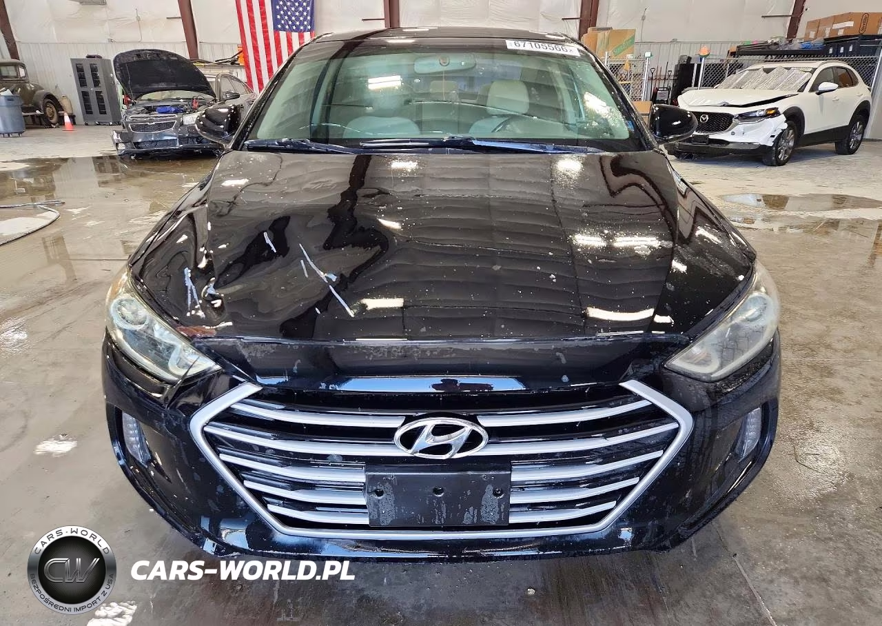 2018 Hyundai Elantra Value Edition VIN:5NPD84LF5JH321540 - 5
