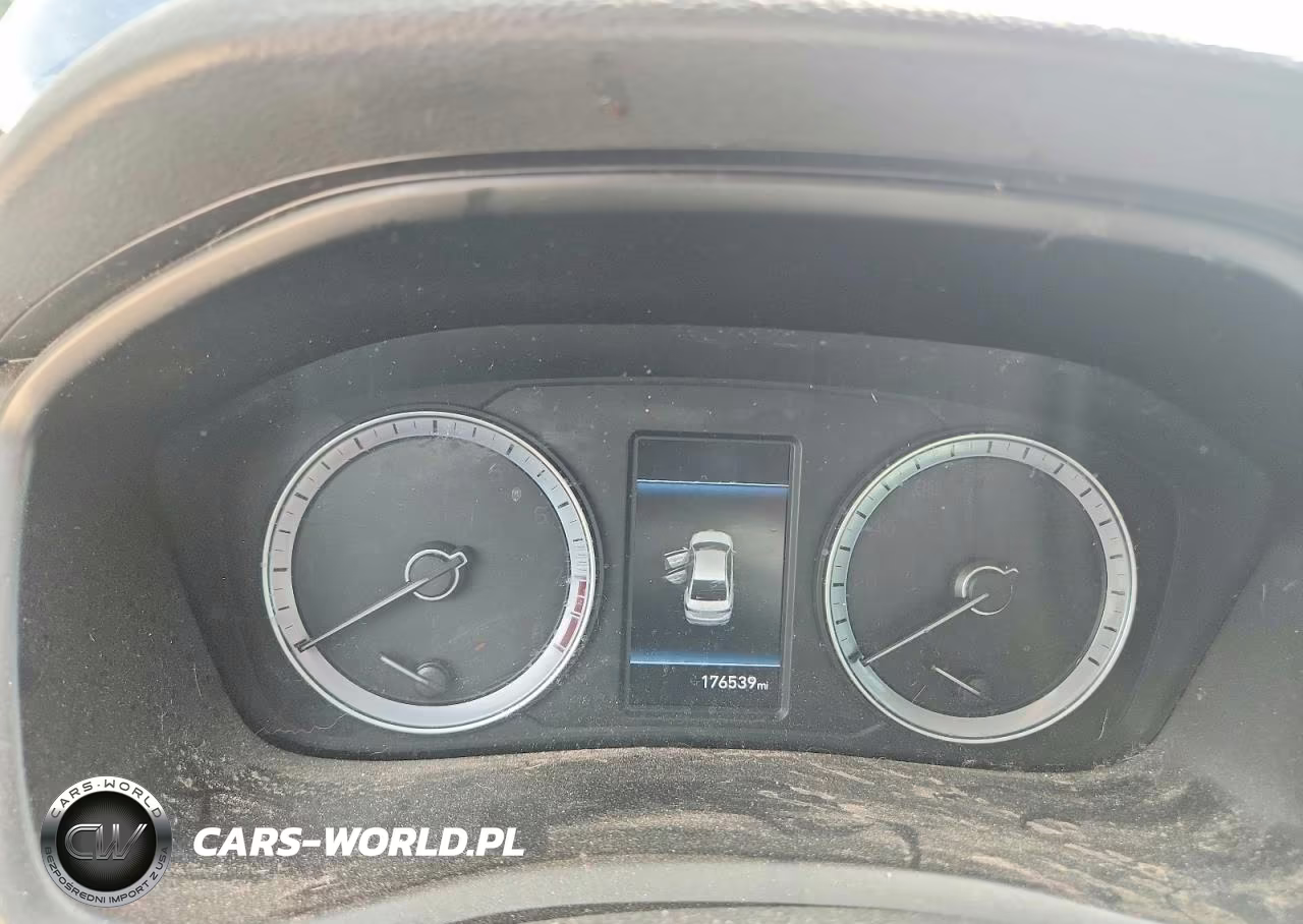 2019 Hyundai Sonata Limited VIN:5NPE34AF4KH739935 - 9