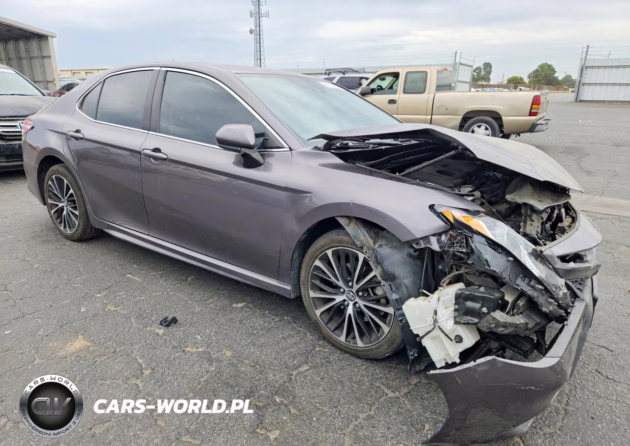 2020 Toyota Camry Se VIN:4T1G11AK1LU349632 - 4