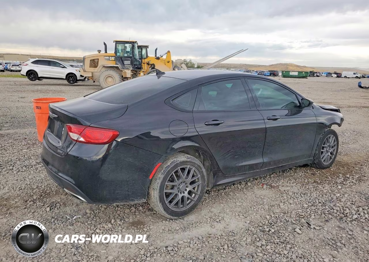 2016 Chrysler 200 S VIN:1C3CCCBG4GN175532 - 3