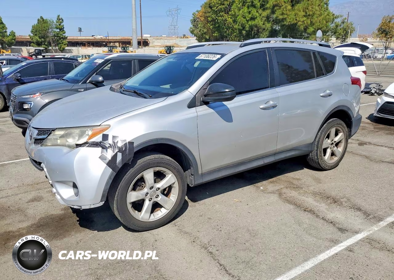 2013 Toyota Rav4 Le – zdjęcie 1 z 13