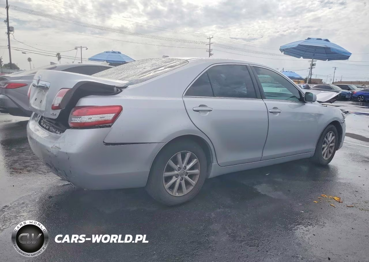 2011 Toyota Camry Xle VIN:4T4BF3EKXBR166462 - 3
