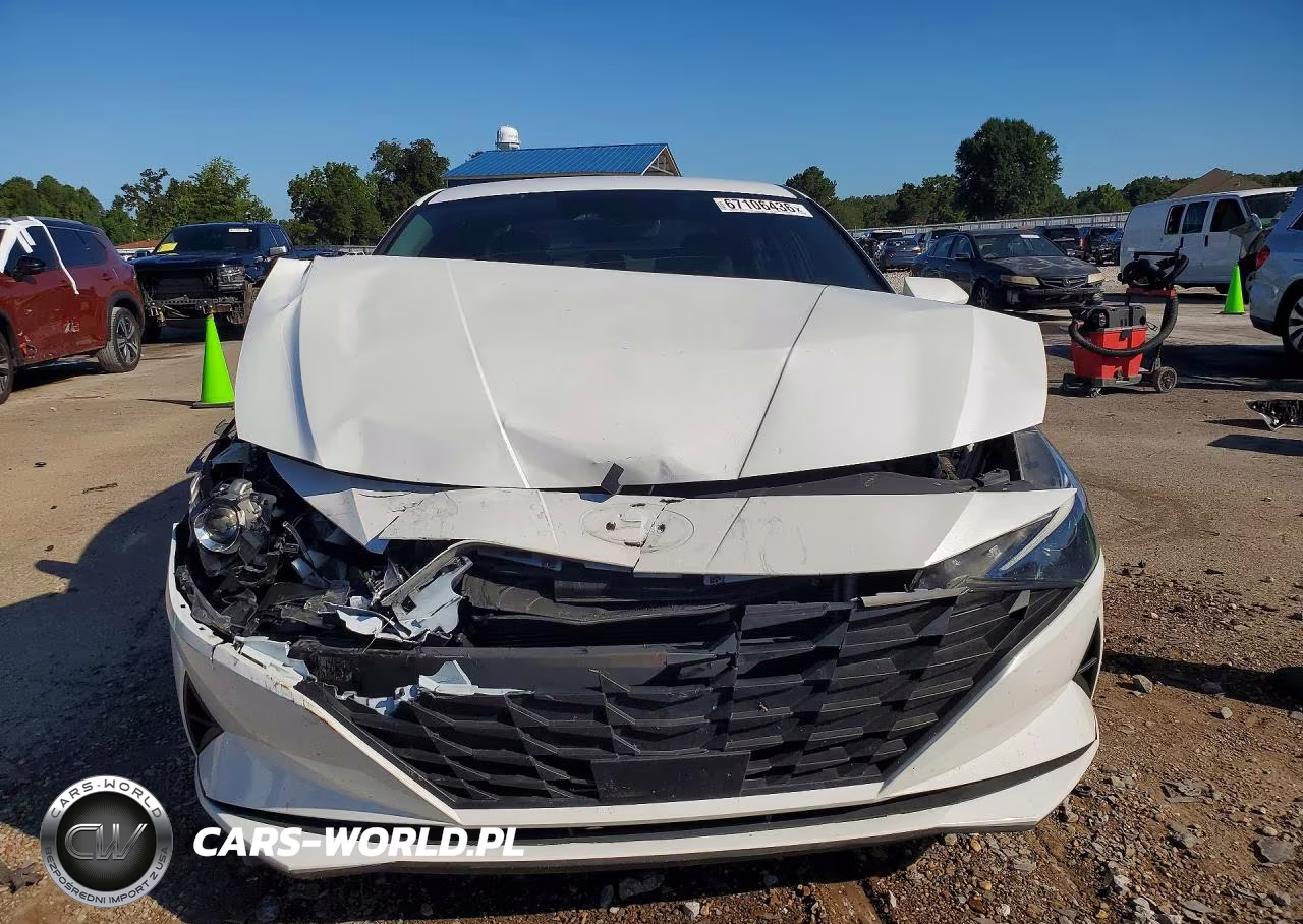 2022 Hyundai Elantra Sel VIN:5NPLM4AG5NH075811 - 5