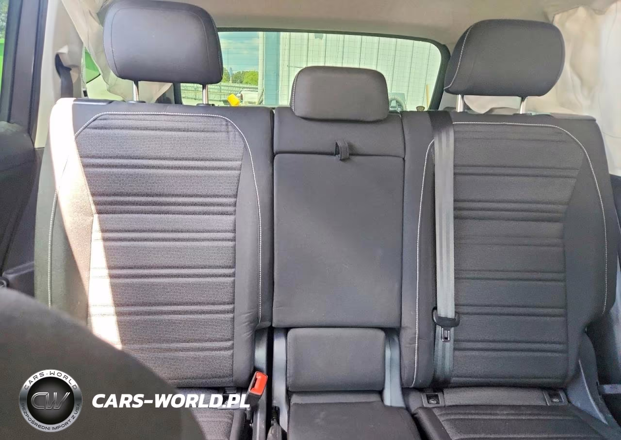 2024 Volkswagen Tiguan S VIN:3VVRB7AX6RM215108 - 10