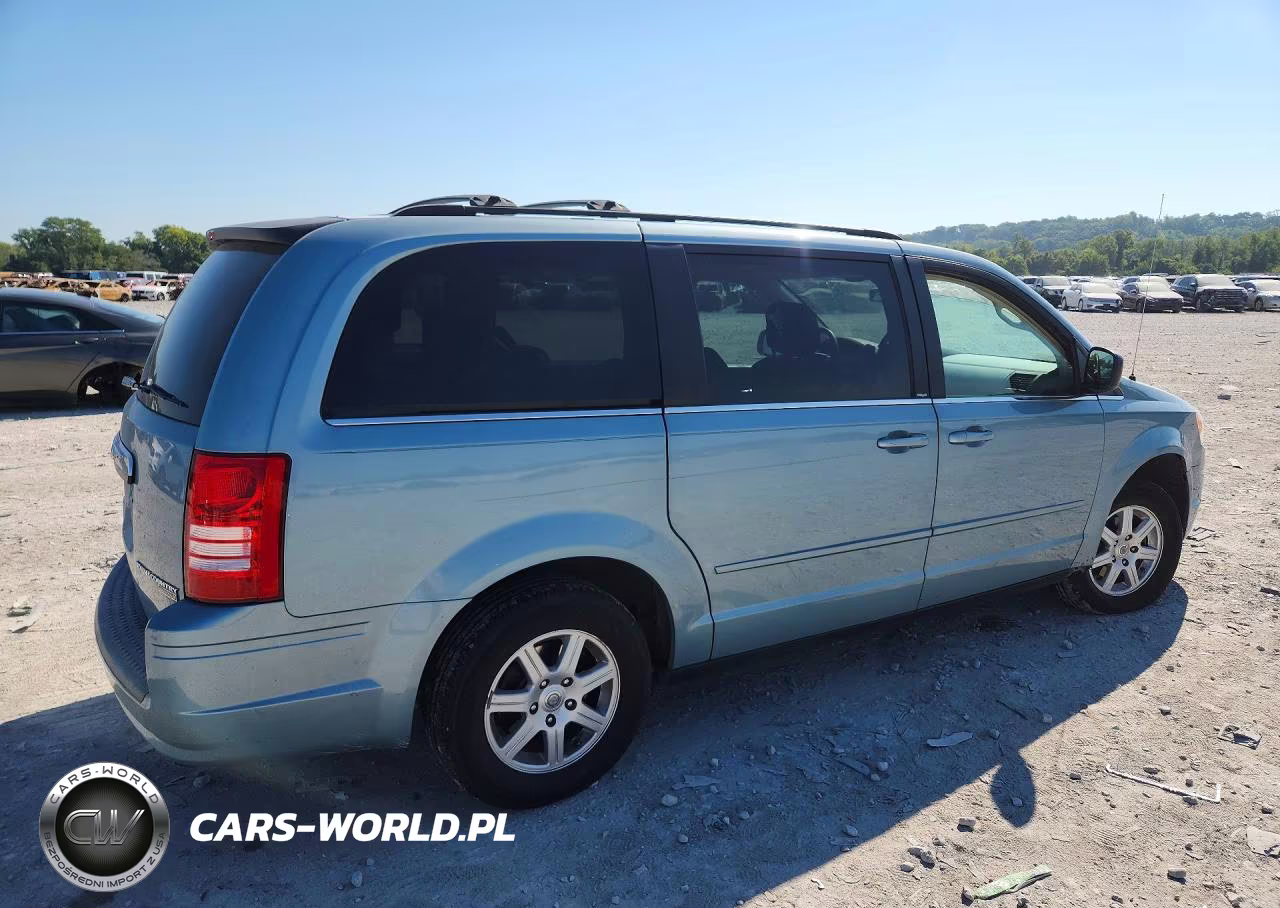 2010 Chrysler Town & Country Lx VIN:2A4RR2D1XAR404842 - 3