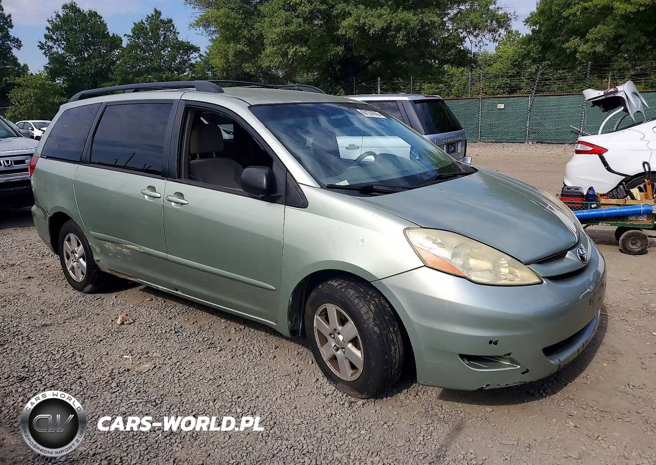 2010 Toyota Sienna Le 7-Passenger VIN:5TDKK4CC9AS342173 - 4