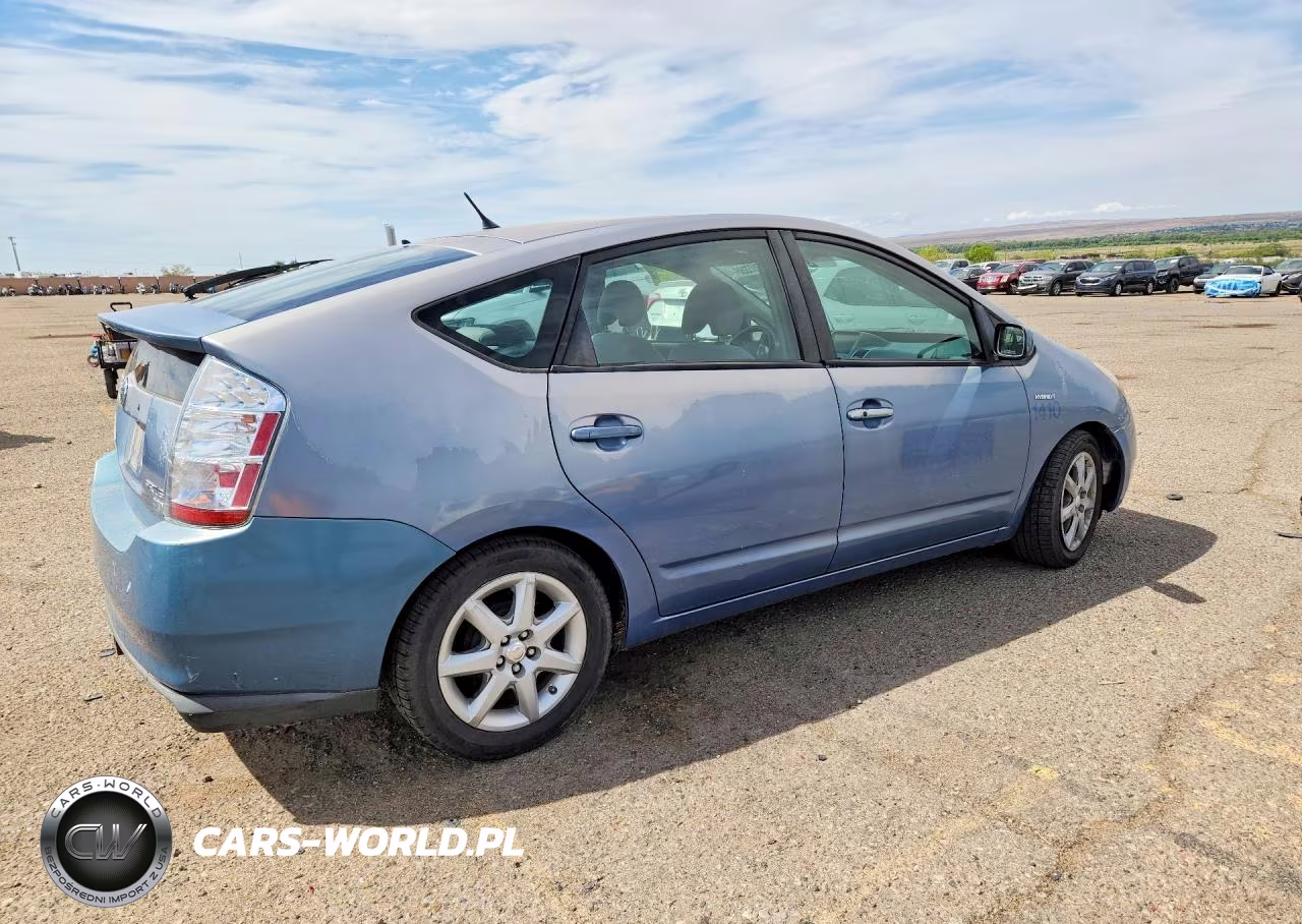 2007 Toyota Prius Touring VIN:JTDKB20U177630824 - 3