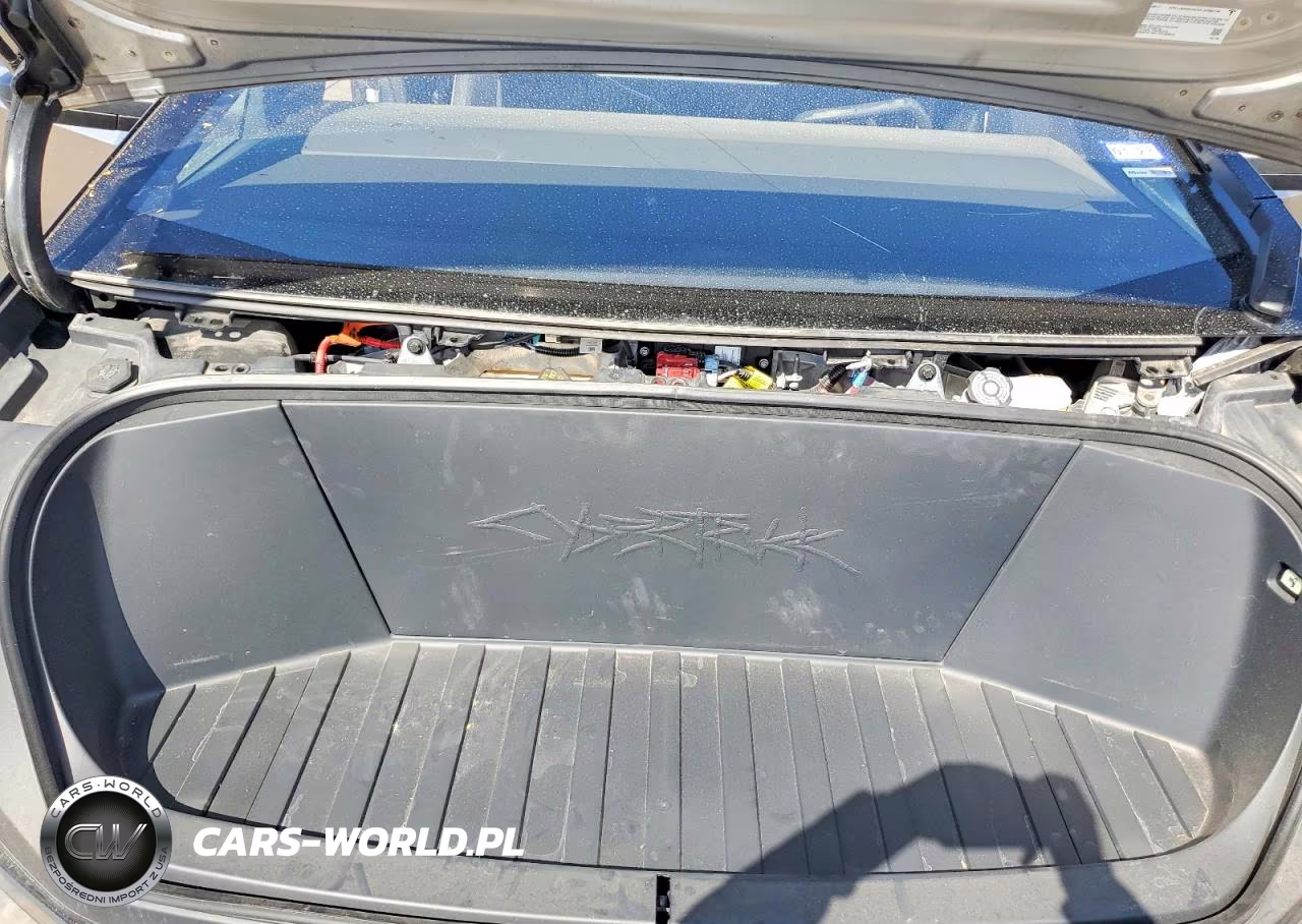 2025 Tesla Cybertruck VIN:7G2CEHED8SA060177 - 11