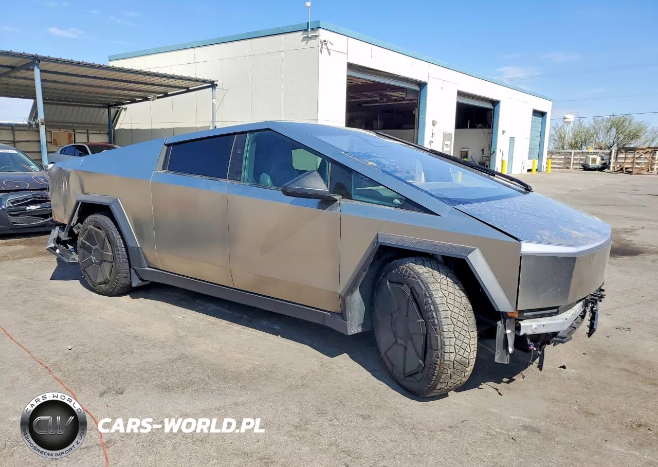 2025 Tesla Cybertruck VIN:7G2CEHED8SA060177 - 4