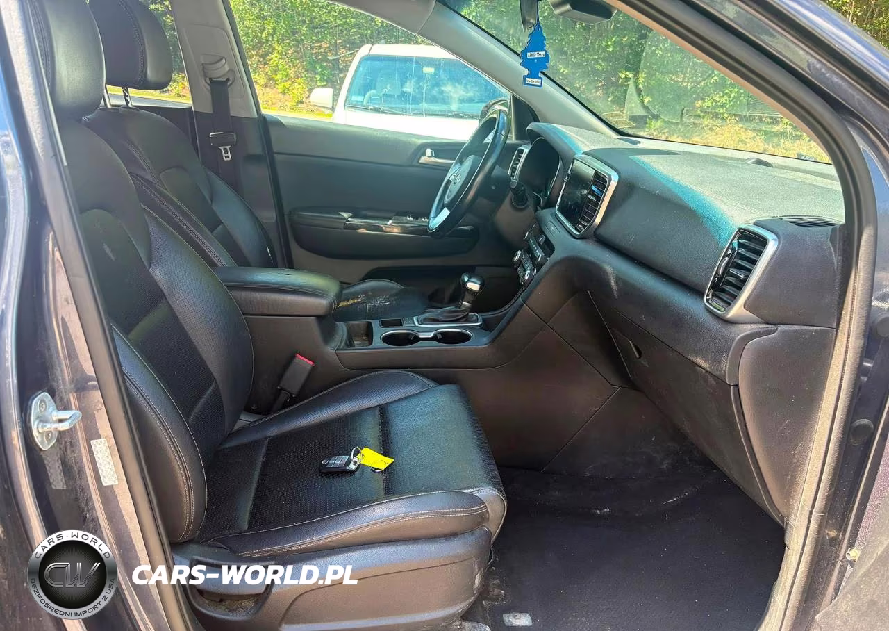 2020 Kia Sportage E VIN:KNDPNCAC4L7688249 - 5