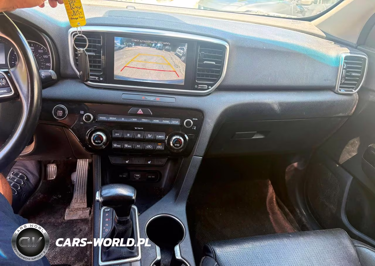 2020 Kia Sportage E VIN:KNDPNCAC4L7688249 - 9