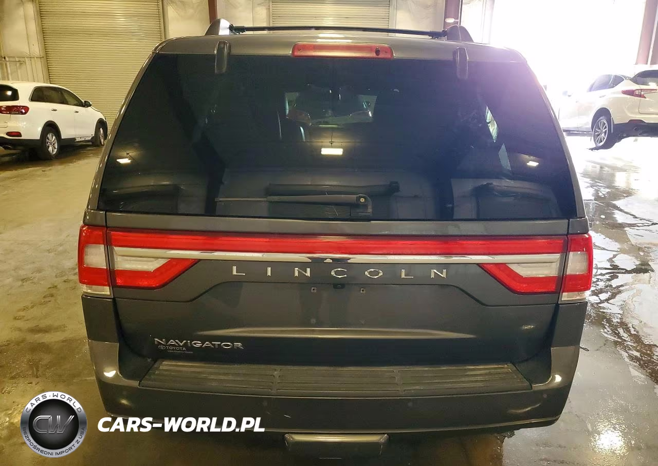 2017 Lincoln Navigator Select VIN:5LMJJ2JT3HEL10768 - 6