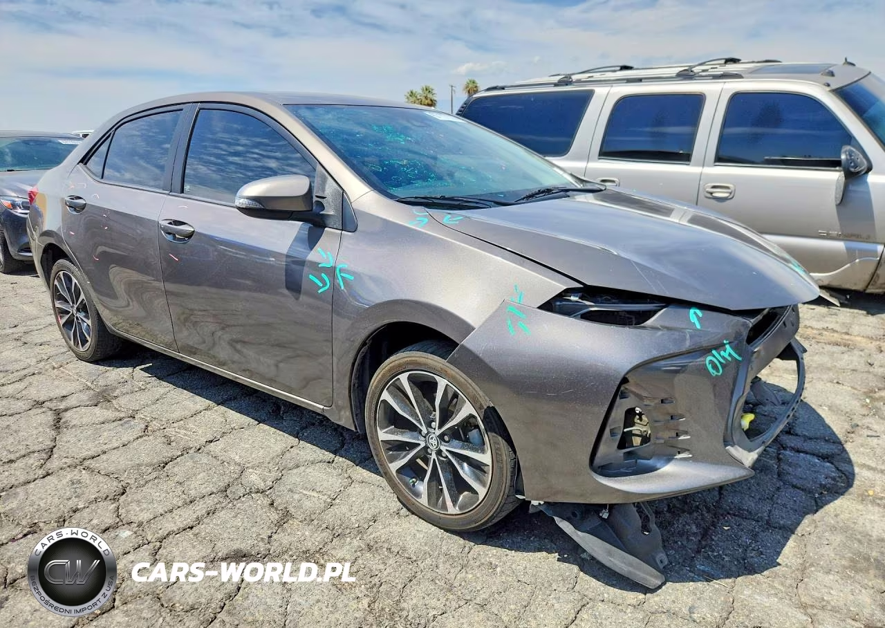 2017 Toyota Corolla Se VIN:5YFBURHE9HP720934 - 4