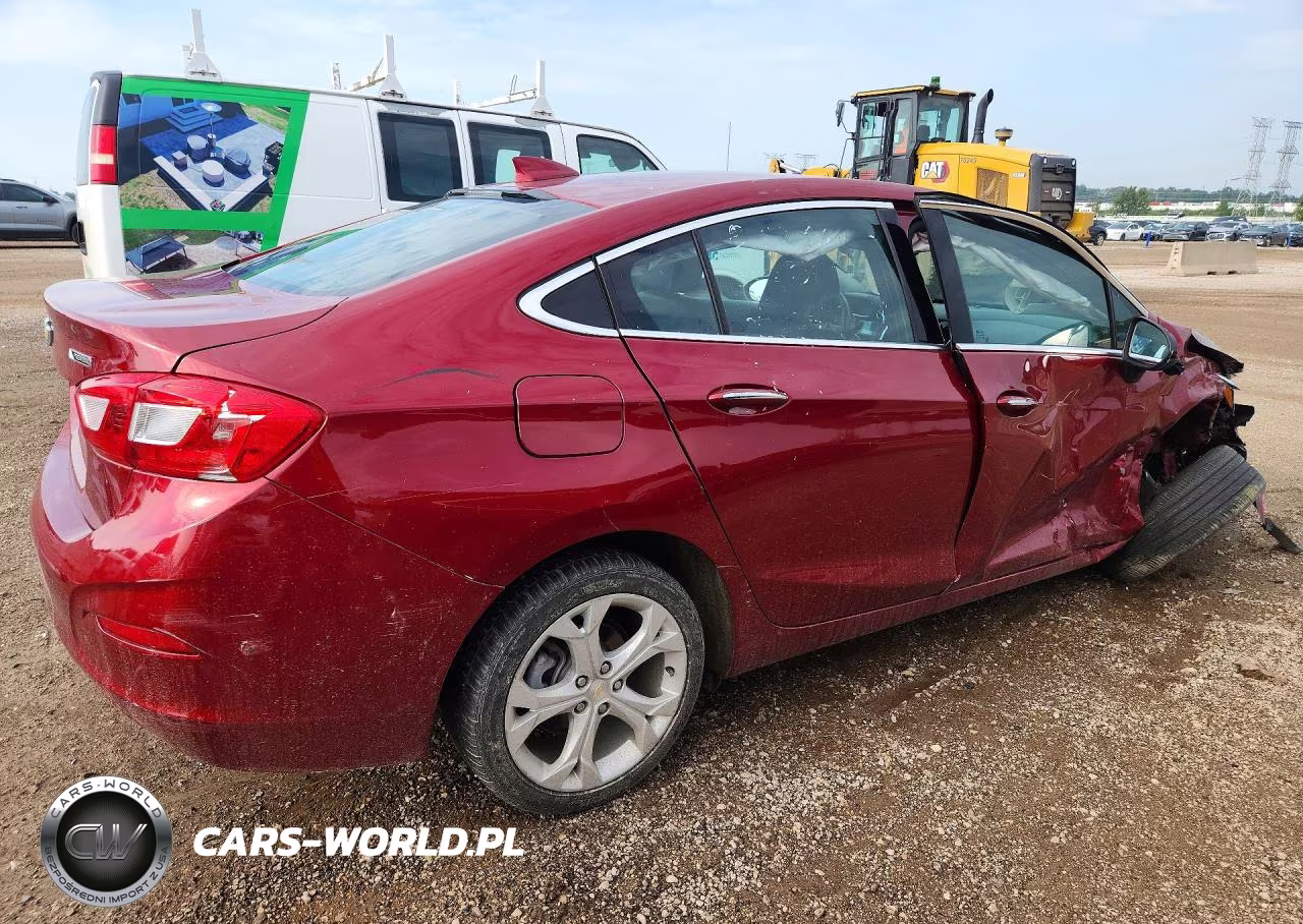 2017 Chevrolet Cruze Premier VIN:1G1BF5SMXH7133087 - 3