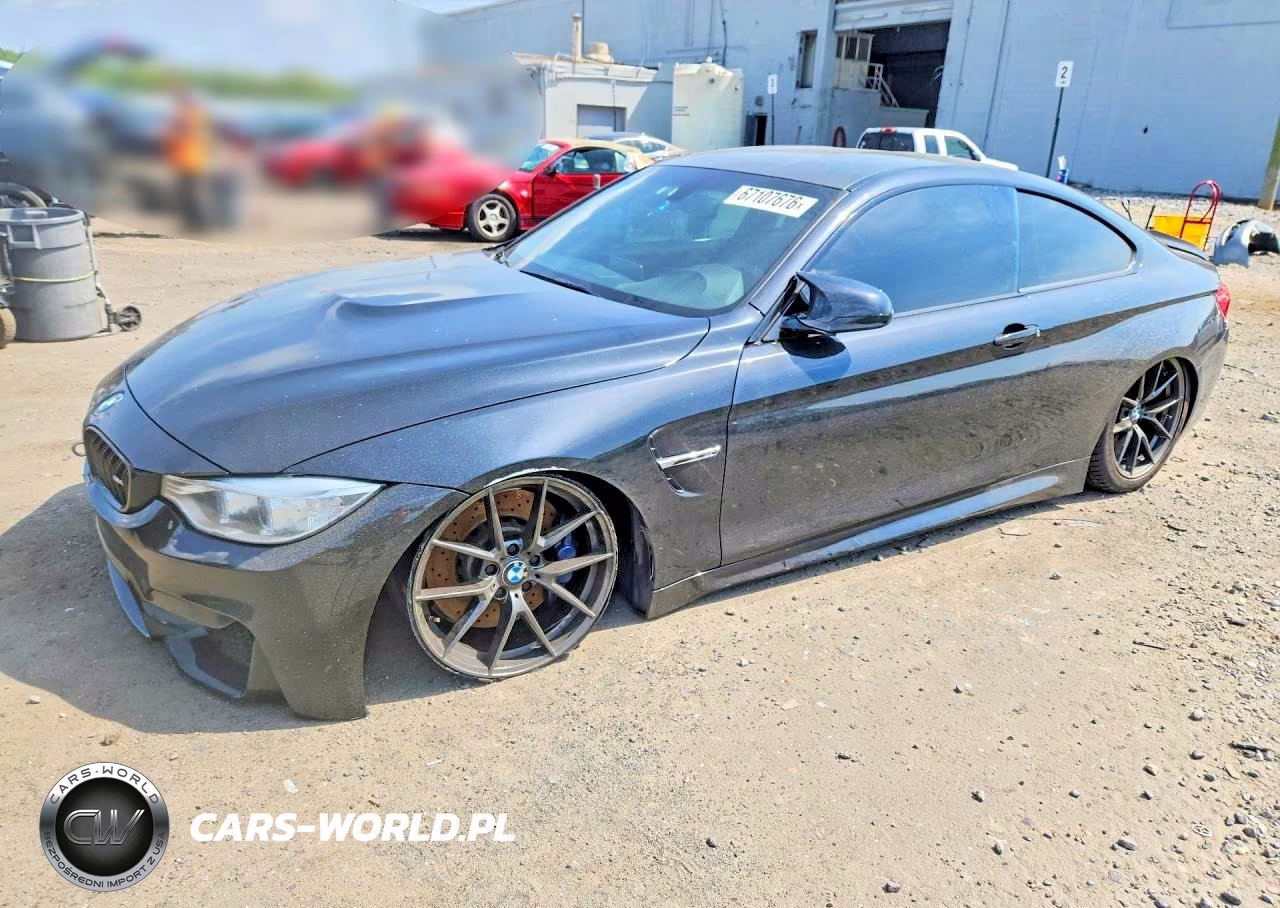 2015 BMW M4