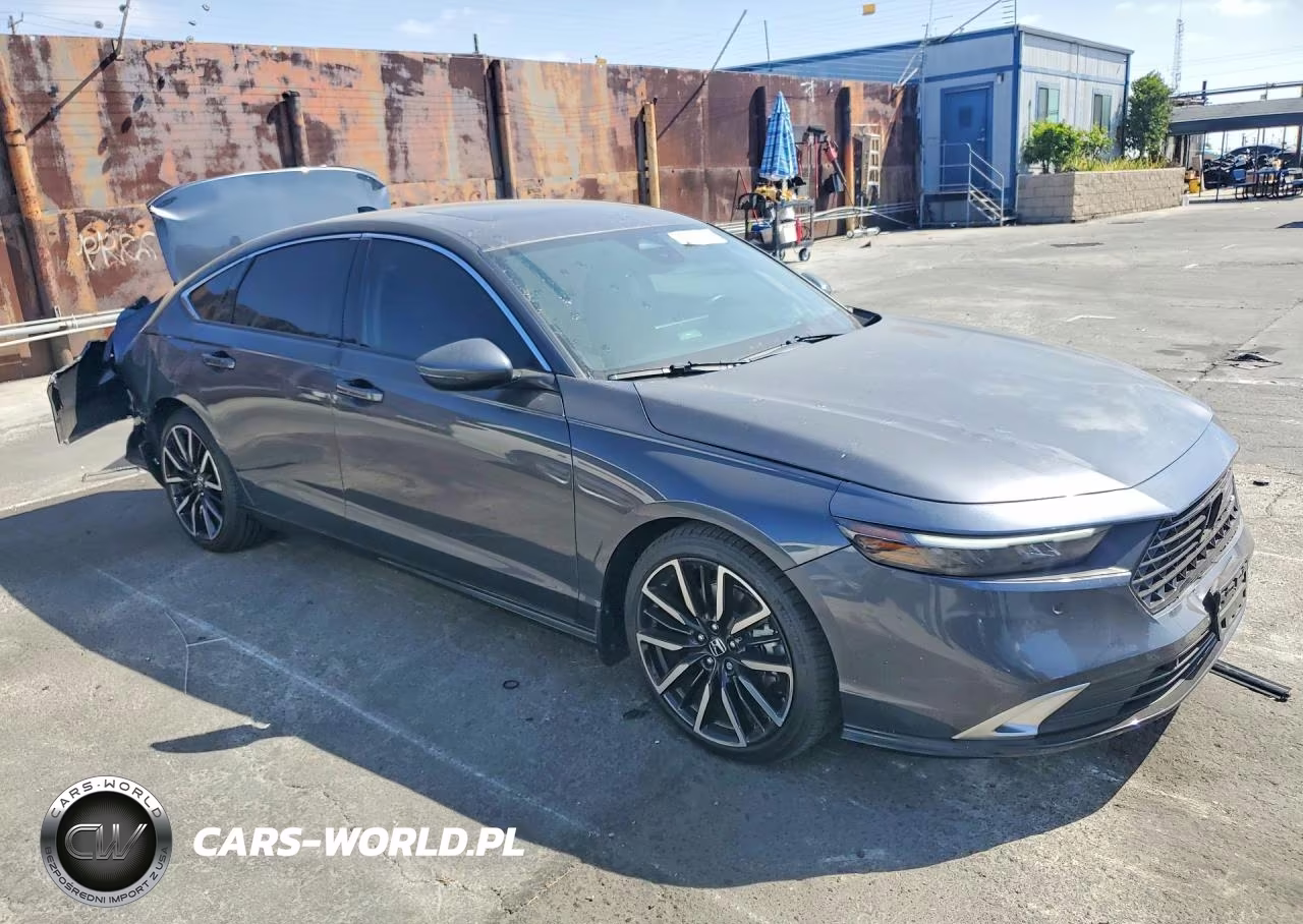 2025 Honda Accord Touring Hybrid VIN:1HGCY2F81SA068014 - 4