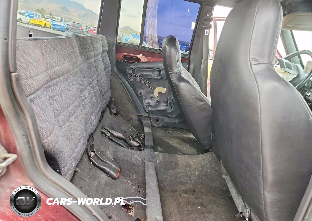 2001 Jeep Cherokee Sport VIN:1J4FF48S41L561267 - 10