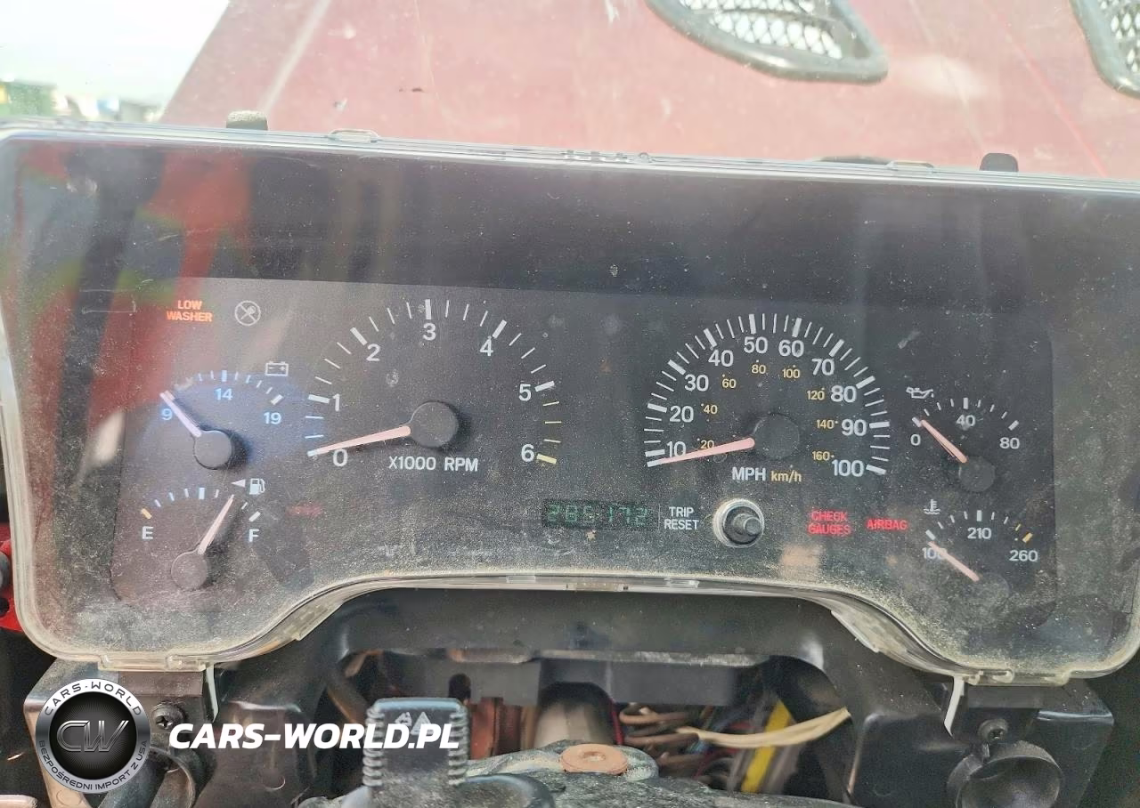 2001 Jeep Cherokee Sport VIN:1J4FF48S41L561267 - 9