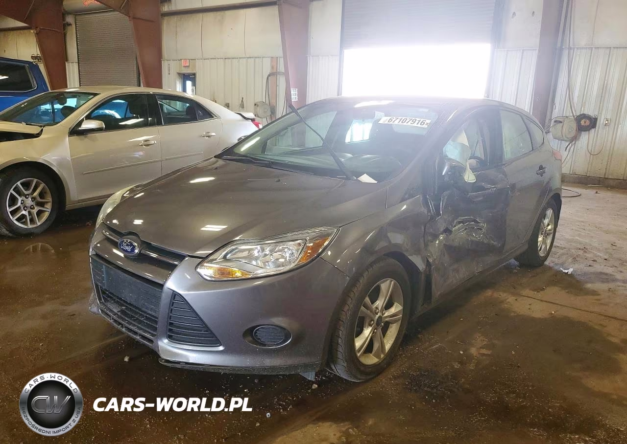 2014 Ford Focus Se VIN:1FADP3K21EL108328 - 1