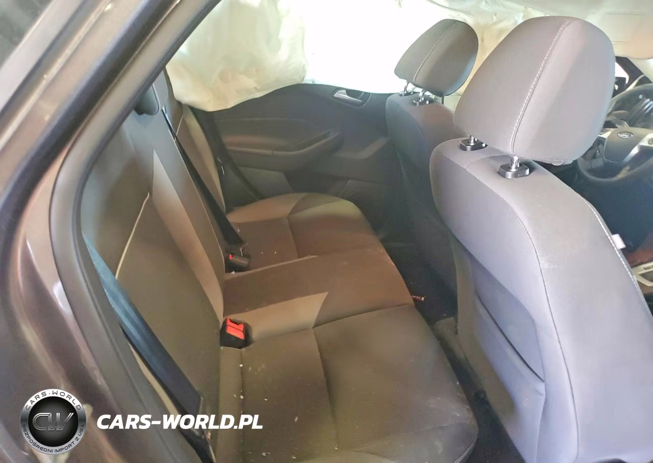 2014 Ford Focus Se VIN:1FADP3K21EL108328 - 10