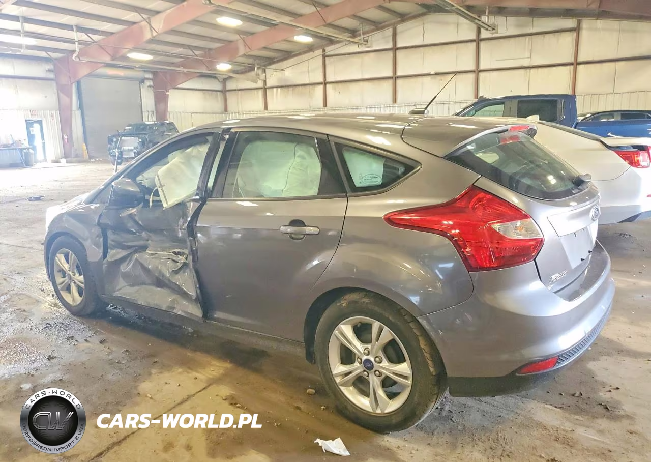 2014 Ford Focus Se VIN:1FADP3K21EL108328 - 2