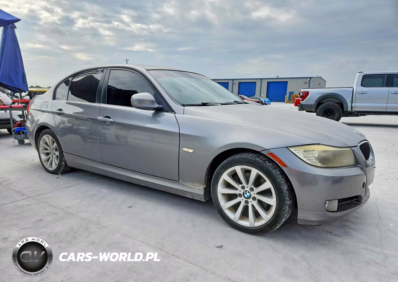 2011 BMW 328 I VIN:WBAPH7C5XBE851393 - 4