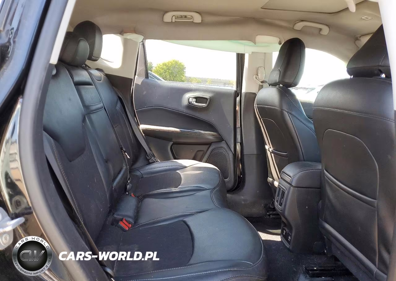 2019 Jeep Compass Latitude VIN:3C4NJDBB8KT839473 - 11