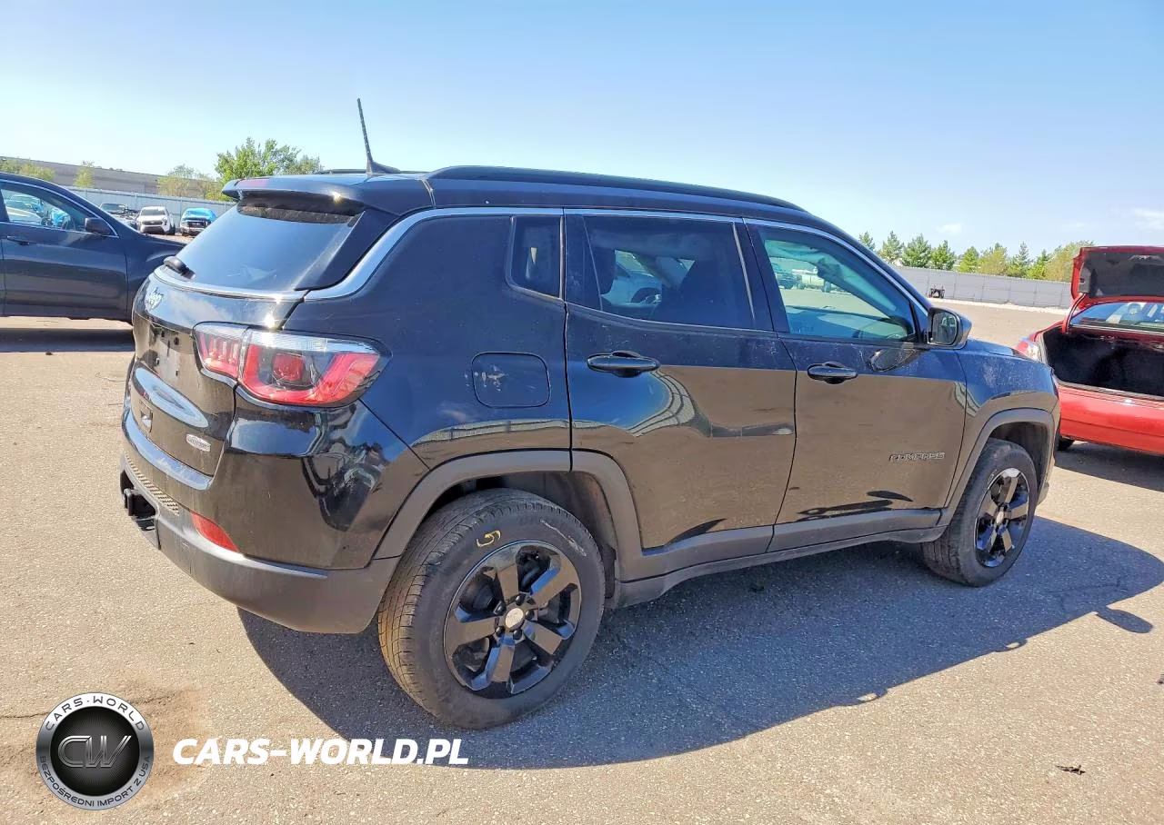 2019 Jeep Compass Latitude VIN:3C4NJDBB8KT839473 - 3