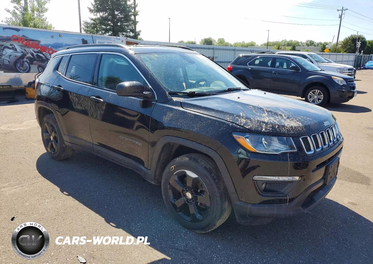 2019 Jeep Compass Latitude VIN:3C4NJDBB8KT839473 - 4
