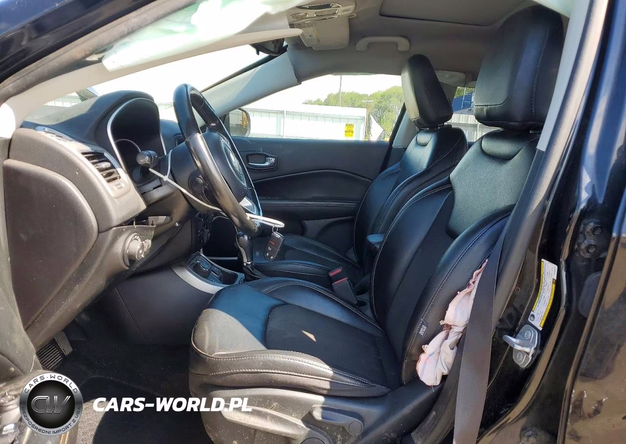 2019 Jeep Compass Latitude VIN:3C4NJDBB8KT839473 - 7